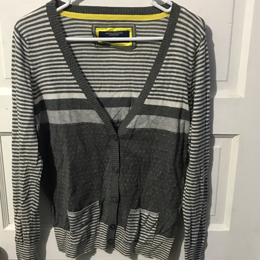 Silver/Grey Cardigan Size L